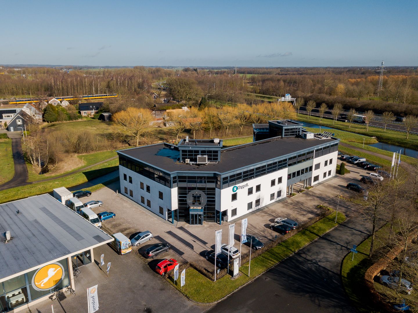 View photo 5 of Blankenstein 265