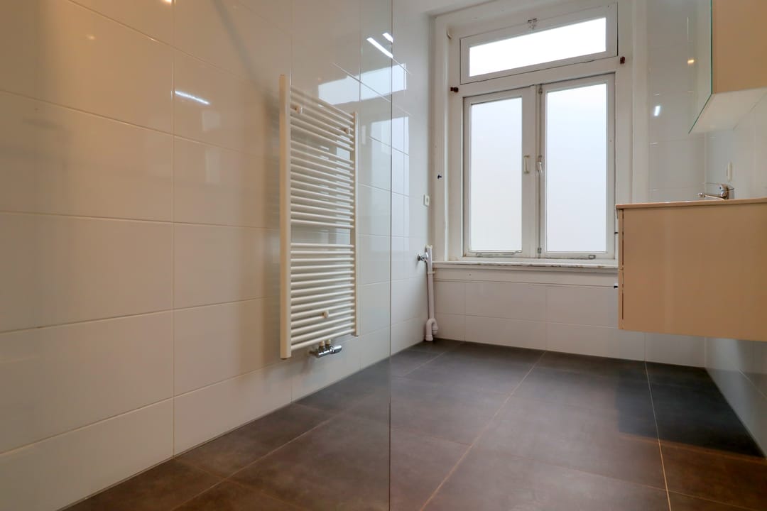 Foto 22 van Tweede Helmersstraat 11-1