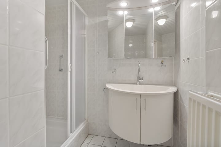 Photo 21 of Burgemeester Warnaarkade 19