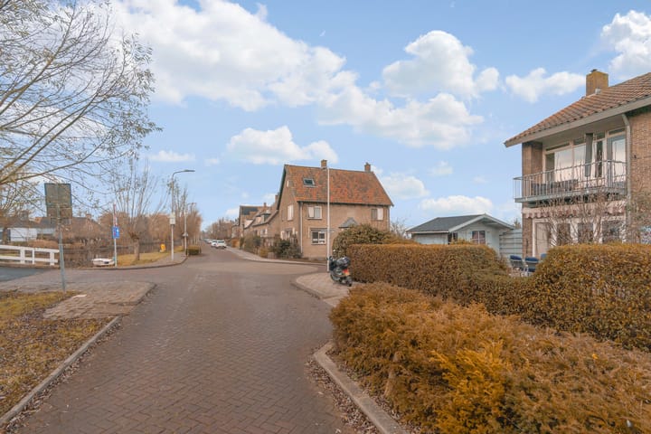 Photo 28 of Burgemeester Warnaarkade 19