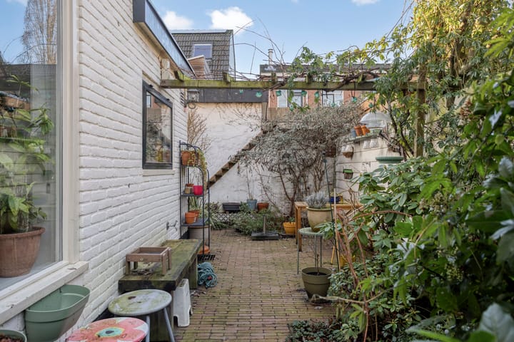 Foto 24 van Bloemstraat 28