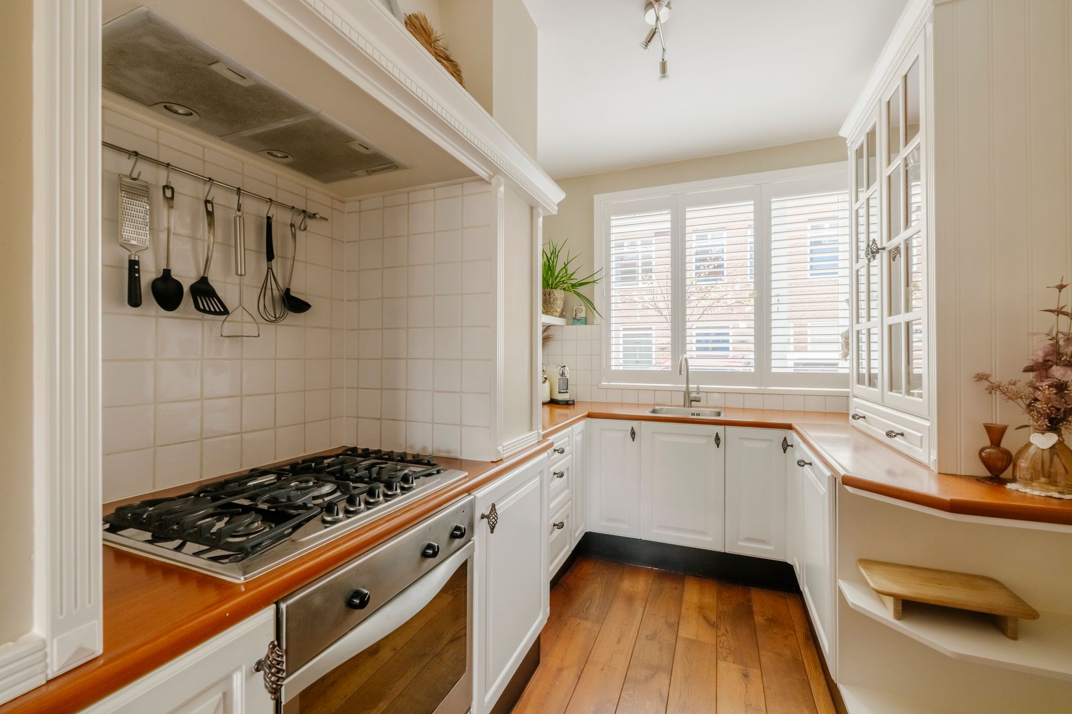 Foto 9 van A.L. Dyserinckstraat 37