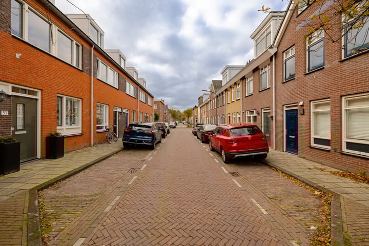 Foto 37 van A.L. Dyserinckstraat 37