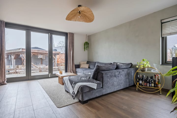 Photo 4 of Binnendamseweg 70