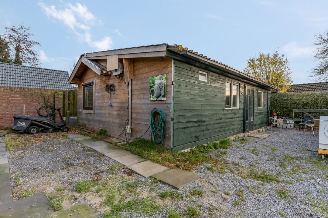 Photo 28 of Woerd 27