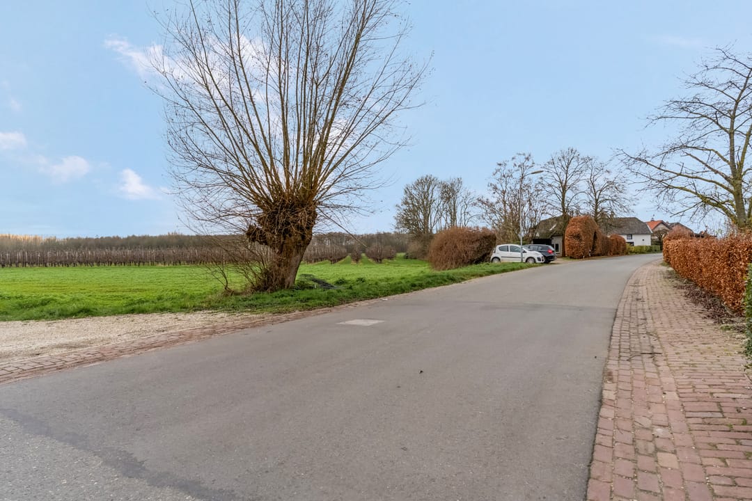 Photo 32 of Woerd 27