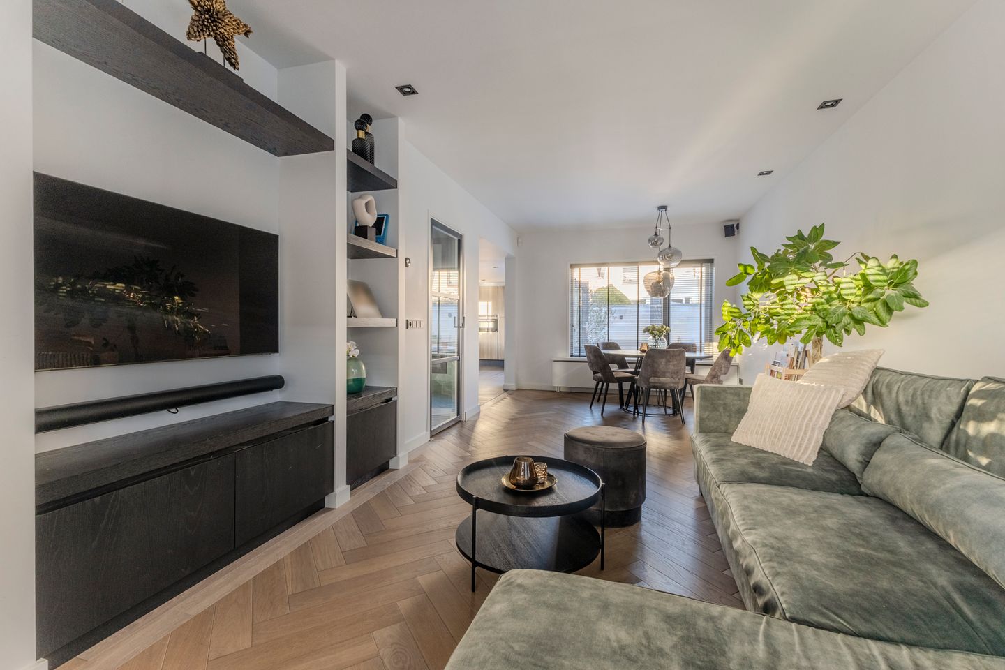 Photo 10 of Bernard Nieuwentijtstraat 33