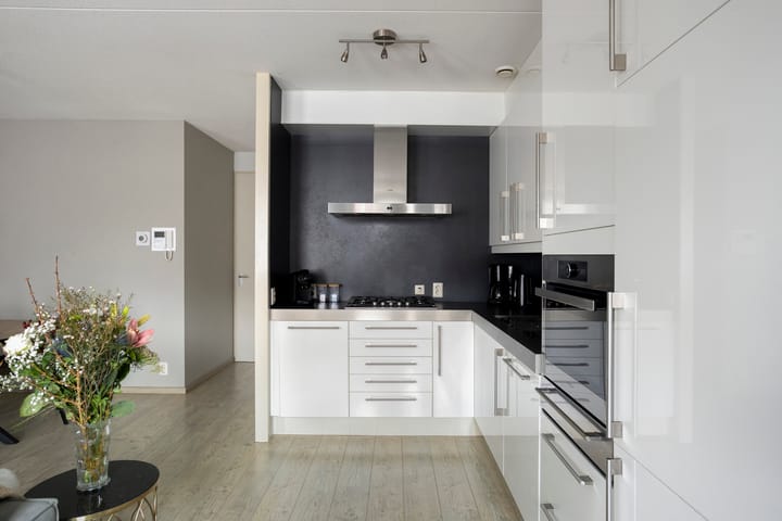 Foto 19 van Wilhelminalaan 81-K