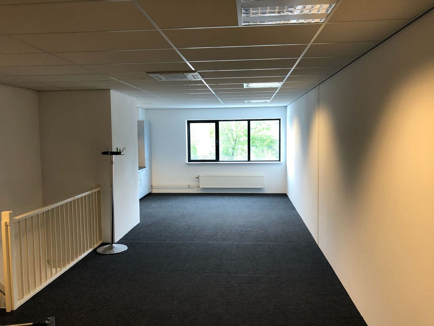 Bekijk foto 4 van Arnsbergstraat 9-A4