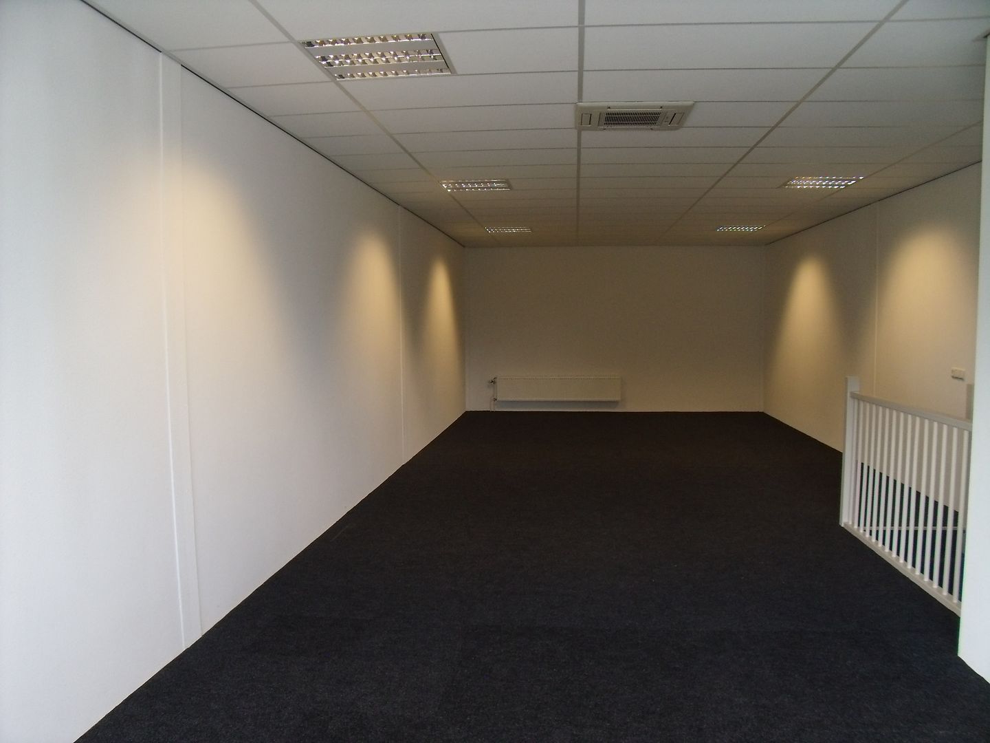 Bekijk foto 3 van Arnsbergstraat 9-A4