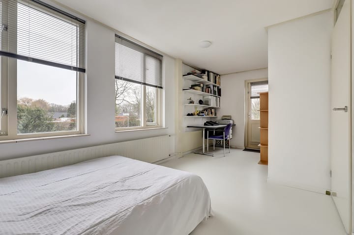 Foto 21 van Heilige Stoel 6544