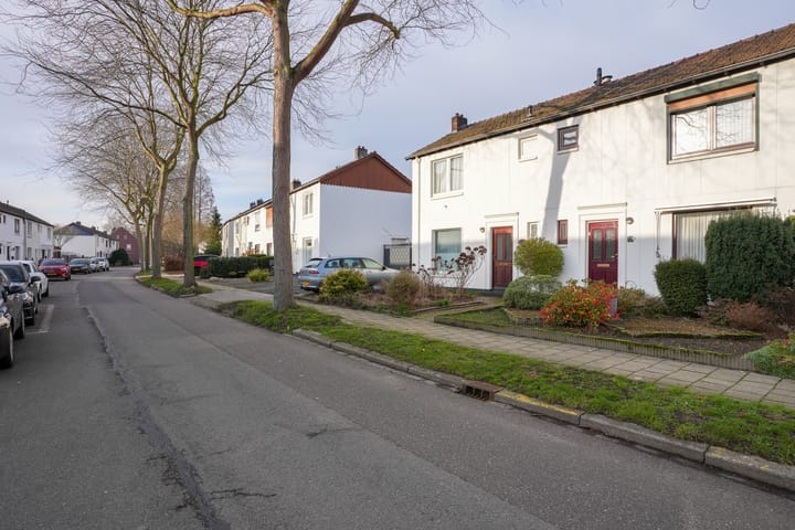 Foto 30 van Dr. Schaepmanstraat 33