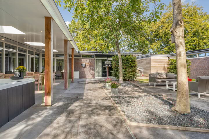 Photo 45 of De Heiningen 19