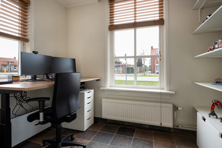 Photo 20 of Antwerpsestraatweg 10