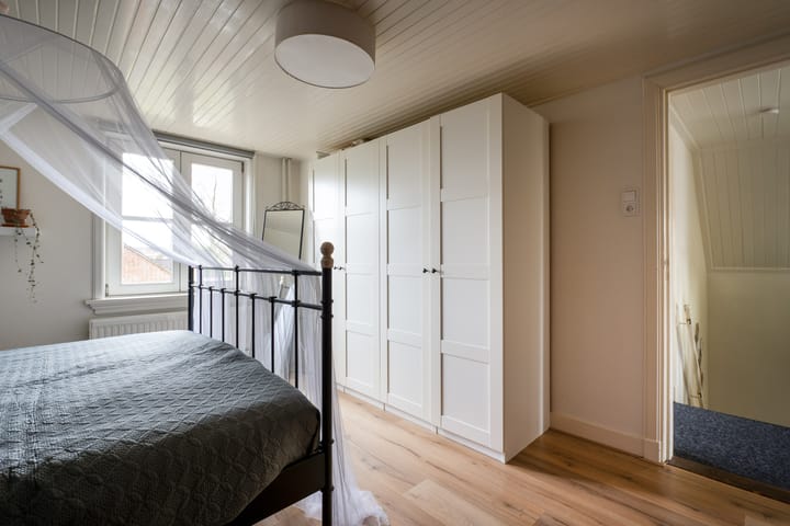 Photo 24 of Antwerpsestraatweg 10