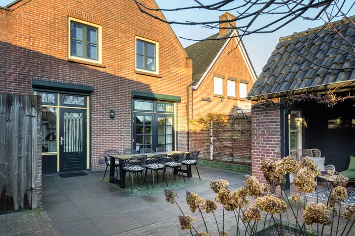 Photo 38 of Antwerpsestraatweg 10