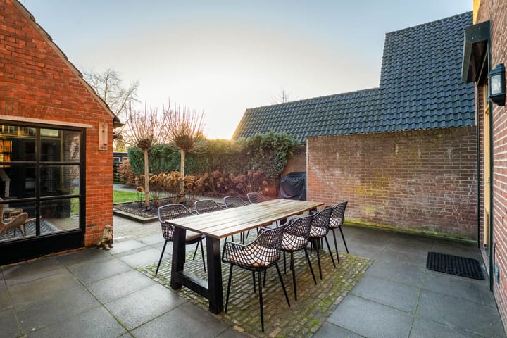 Photo 40 of Antwerpsestraatweg 10