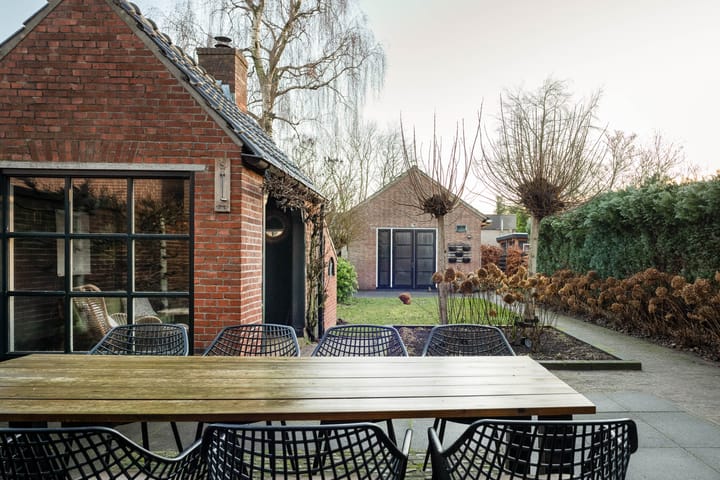 Photo 41 of Antwerpsestraatweg 10