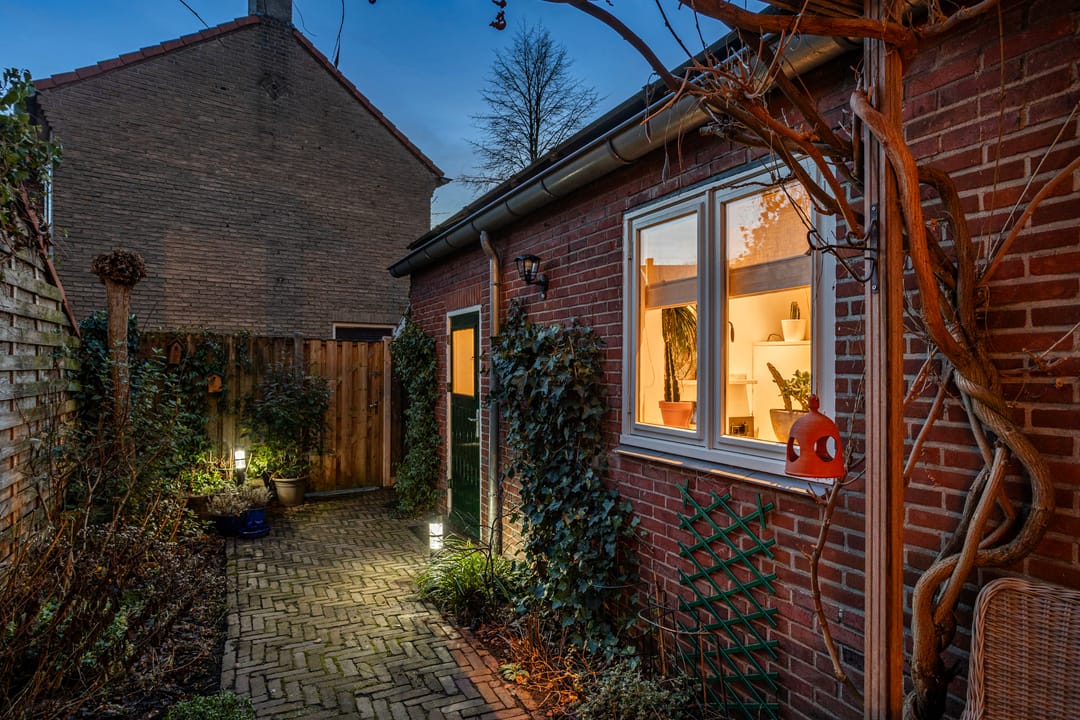 Foto 37 van Dieselstraat 15