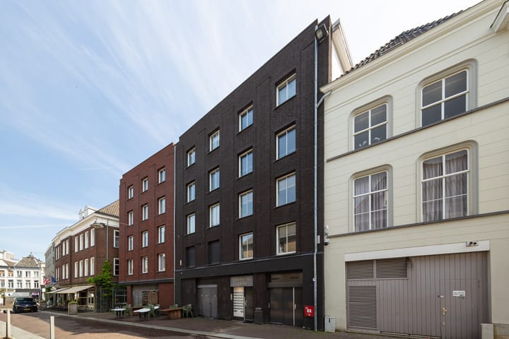 Foto 6 van Karrenstraat 21