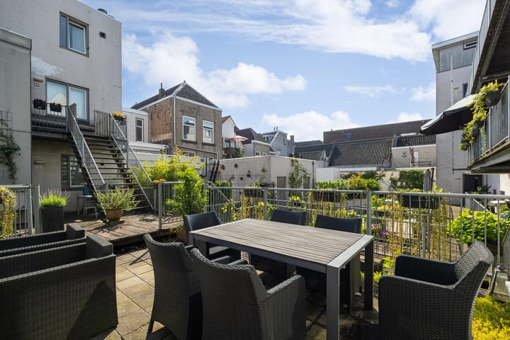 Foto 38 van Karrenstraat 21