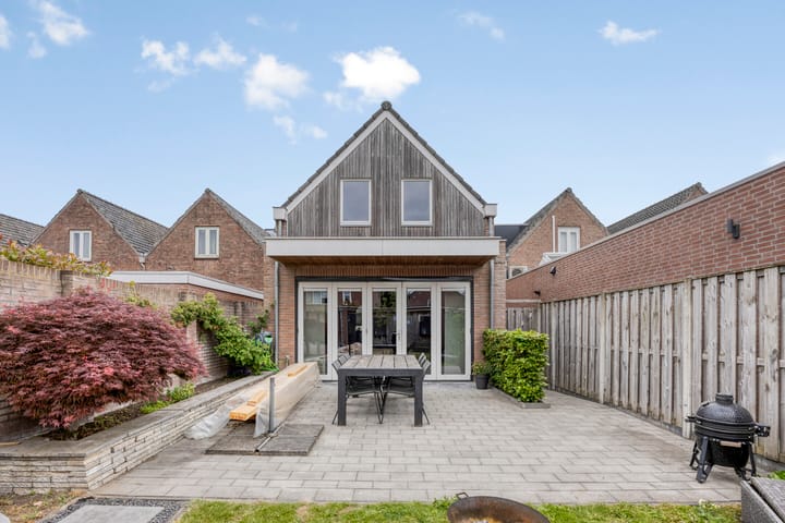 Foto 2 van Julianalaan 70