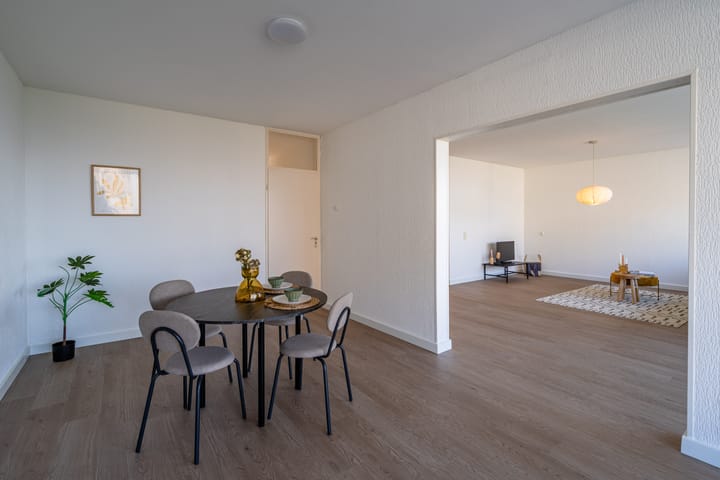 Photo 2 of Merellaan 201