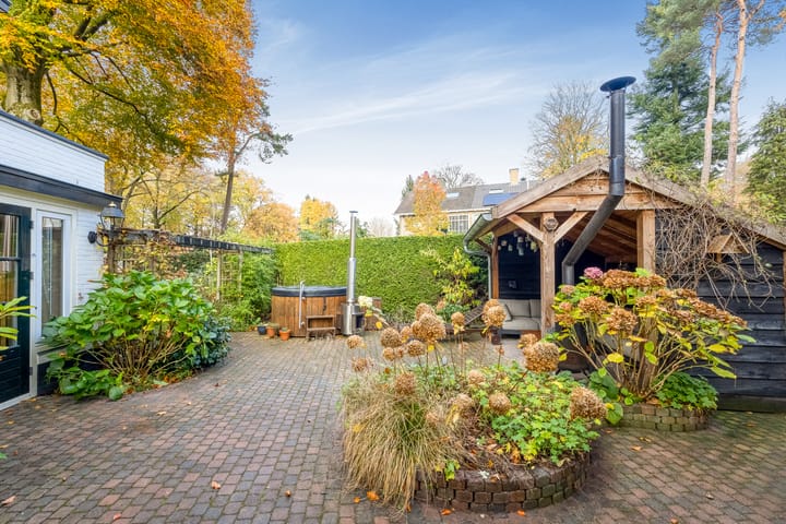 Foto 15 van Bussumergrintweg 44