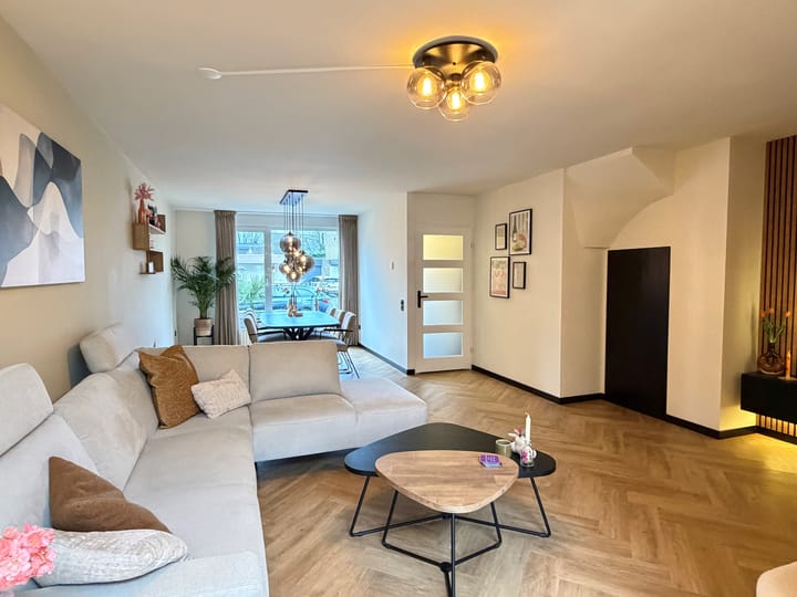 Foto 9 van Burgemeester van Deelensingel 86