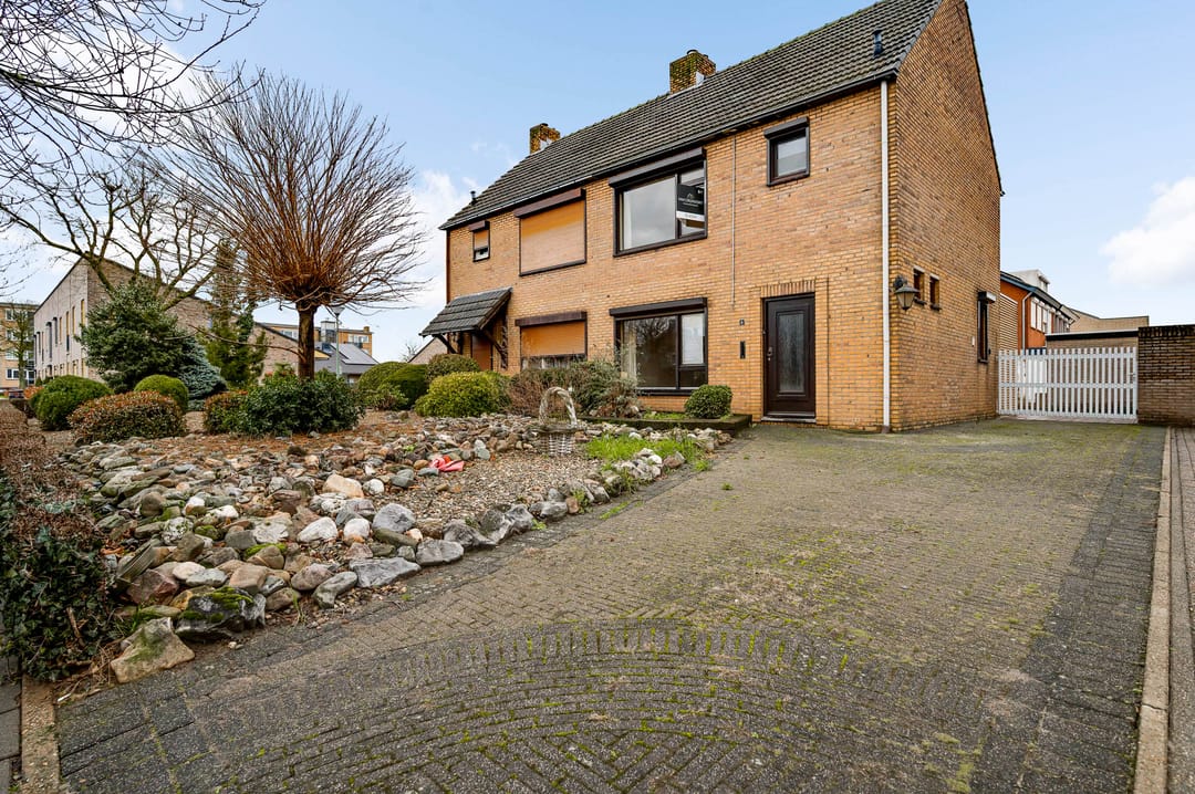 Foto 2 van Schepen van Hertefeltstraat 6