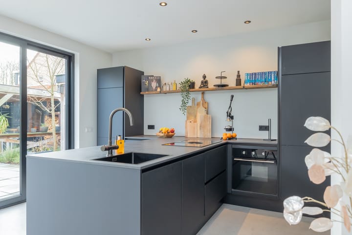 Foto 20 van Oosteinderweg 13