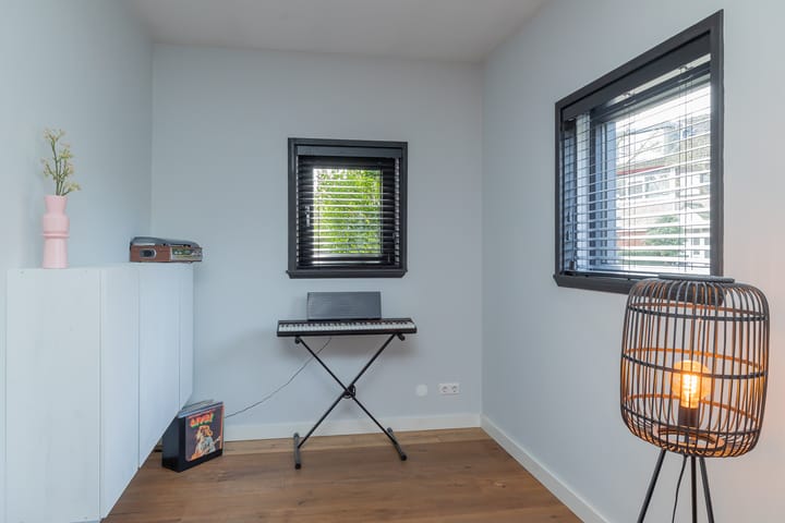 Foto 25 van Oosteinderweg 13