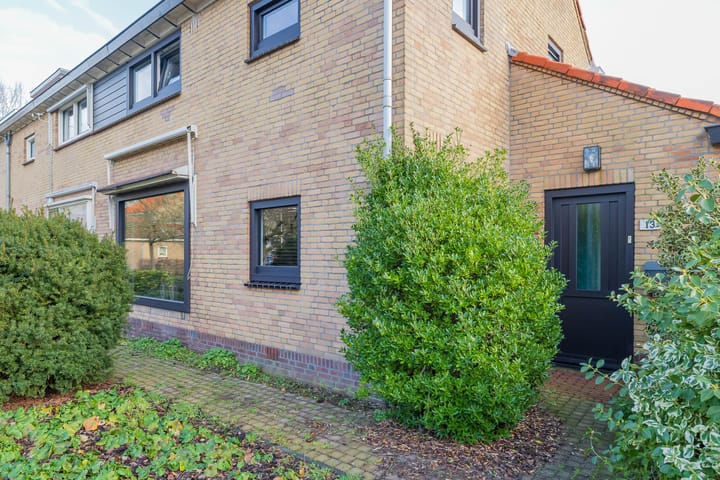 Foto 37 van Oosteinderweg 13