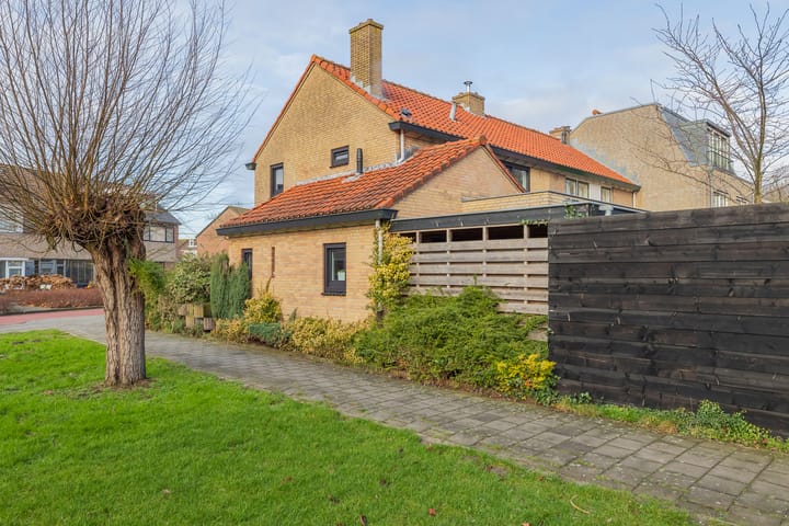 Foto 38 van Oosteinderweg 13