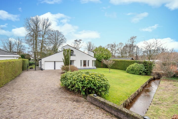 Foto 45 van Dorpstraat 56