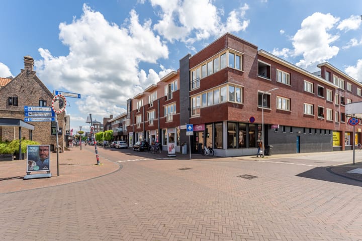 Foto 6 van De Henschoterhof 7