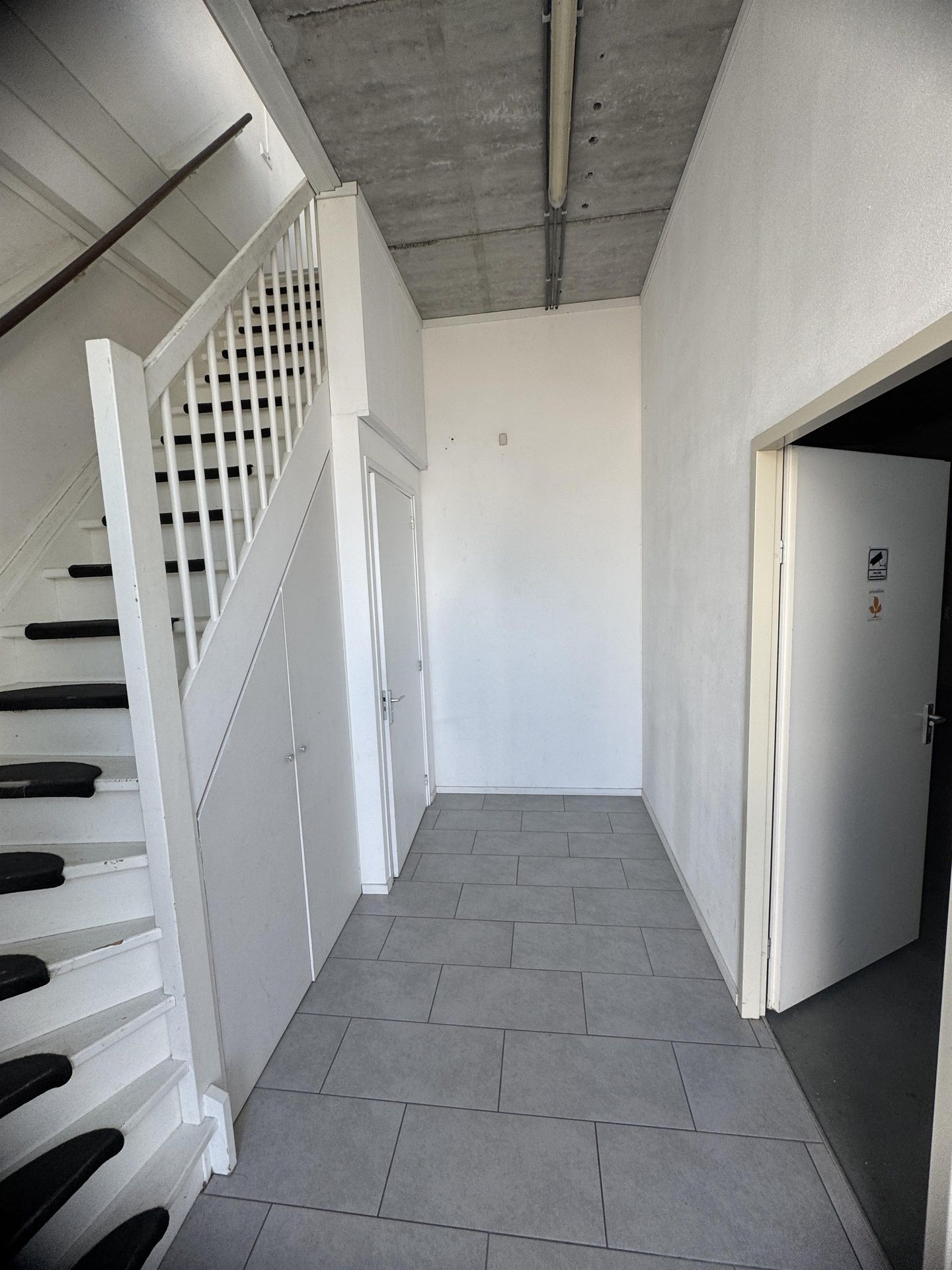 View photo 3 of Pakketboot 15-g