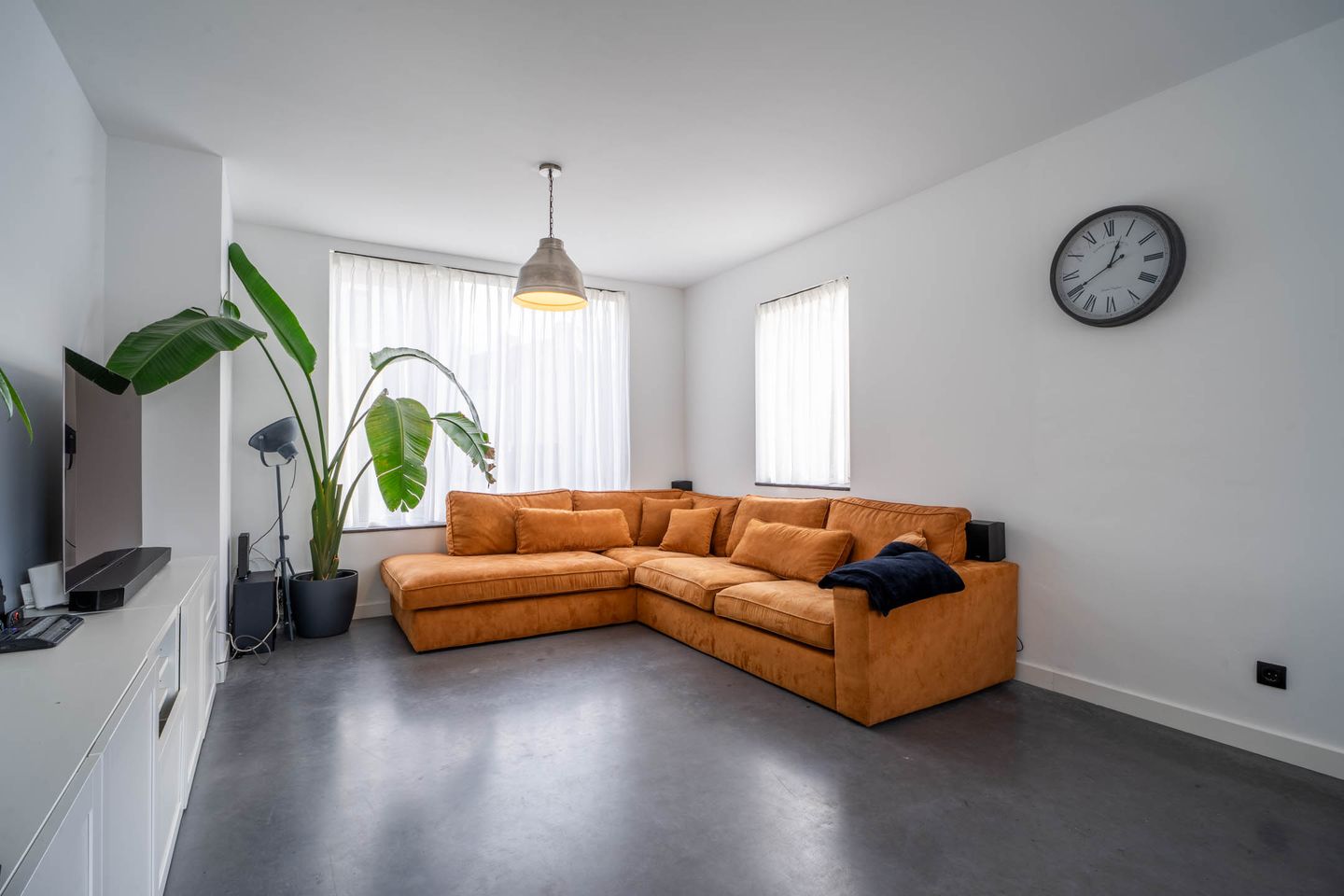 Photo 4 of Deken Sandersstraat 33