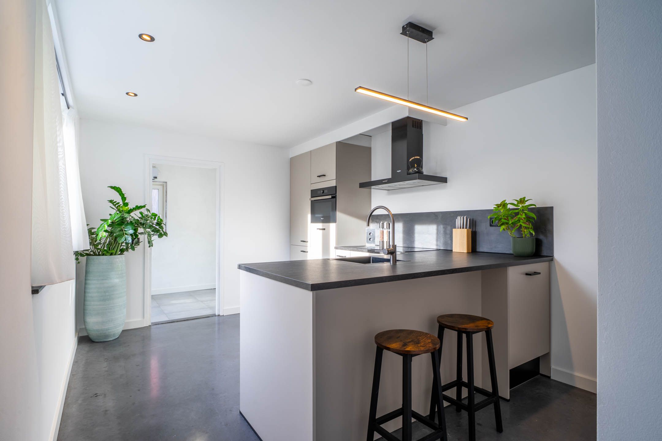 Photo 9 of Deken Sandersstraat 33