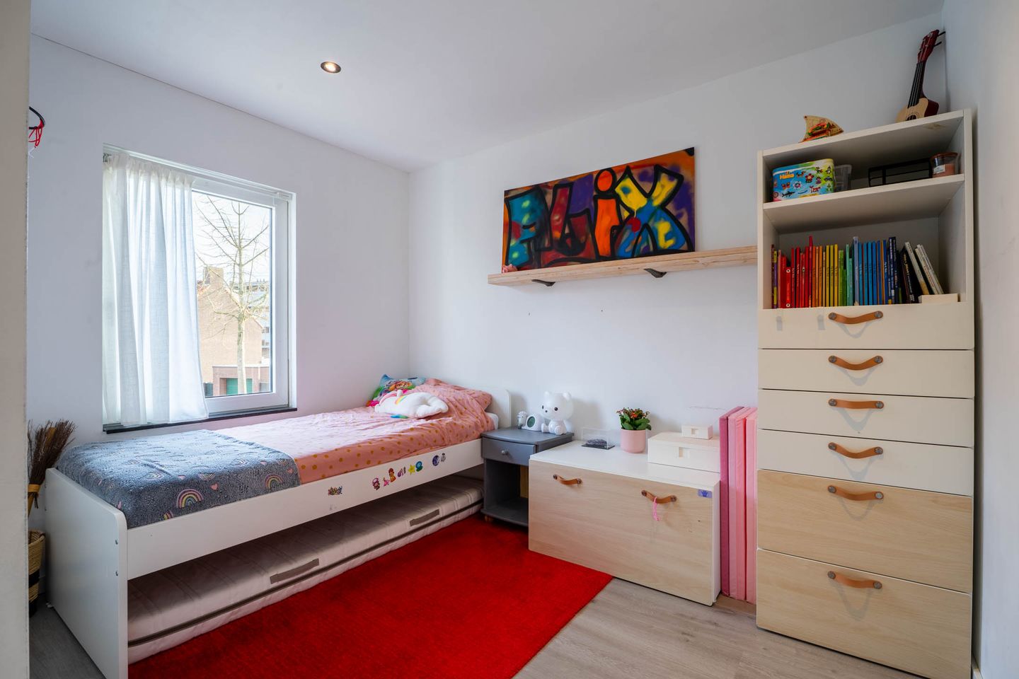 Photo 19 of Deken Sandersstraat 33