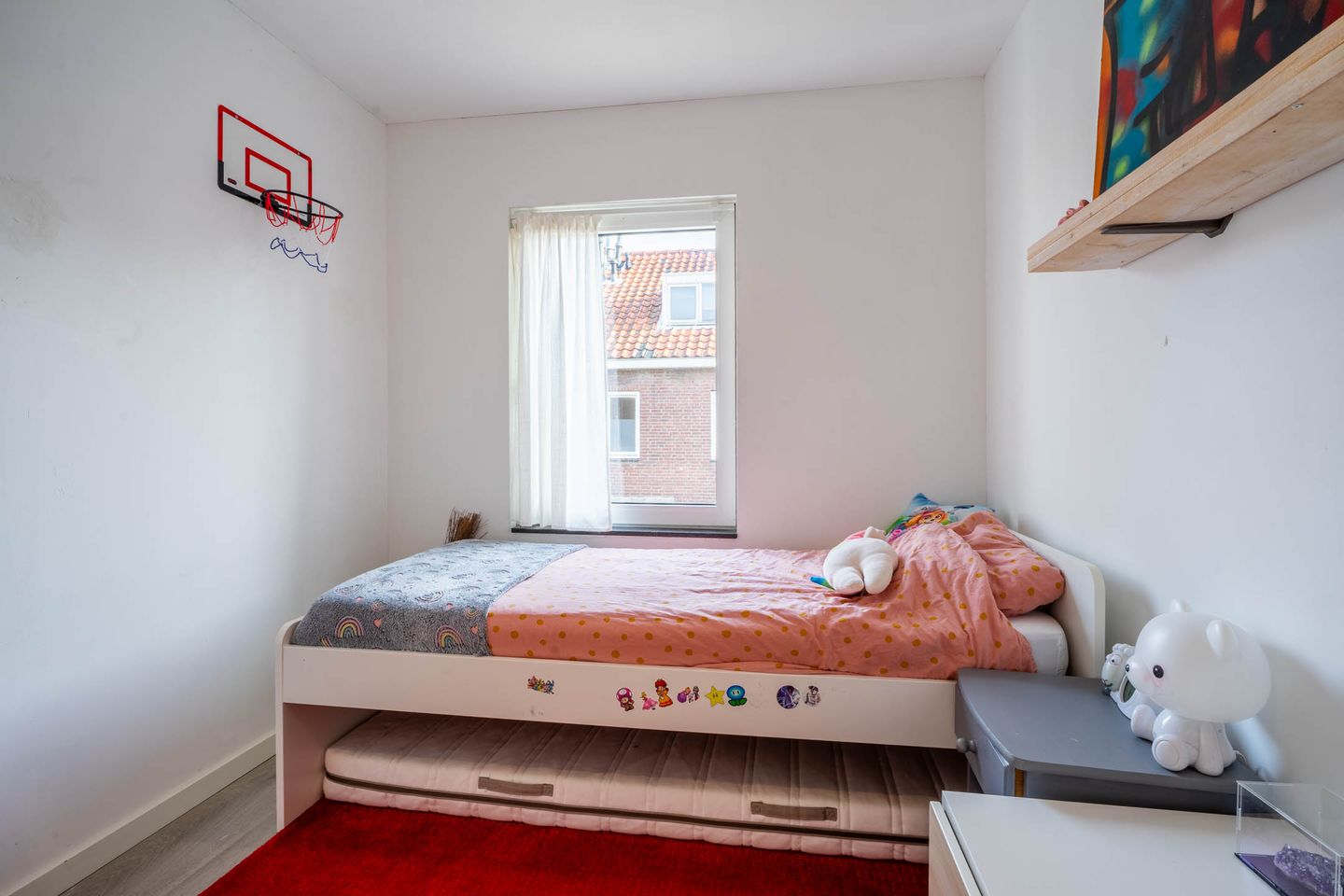 Photo 20 of Deken Sandersstraat 33