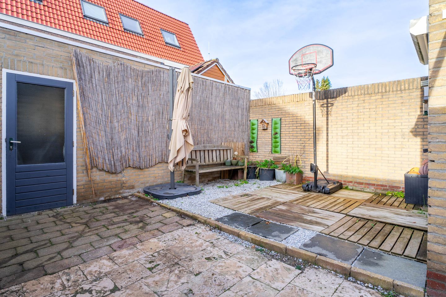 Photo 29 of Deken Sandersstraat 33