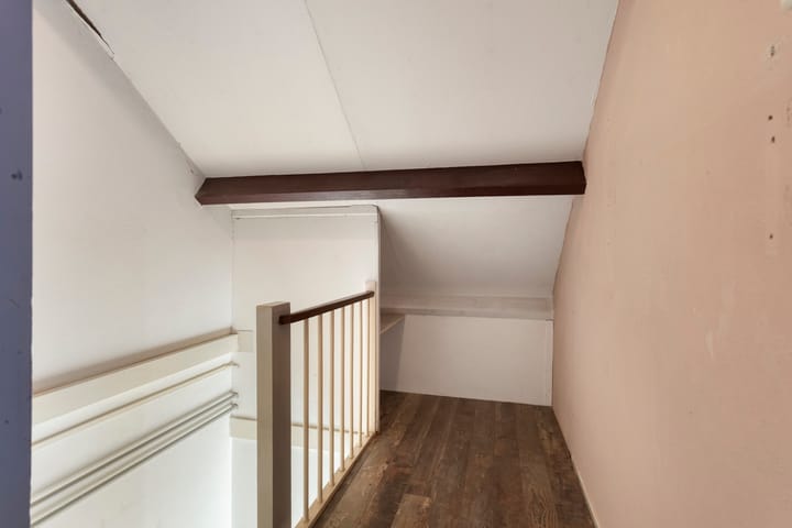 Foto 19 van Easter Omwei 13