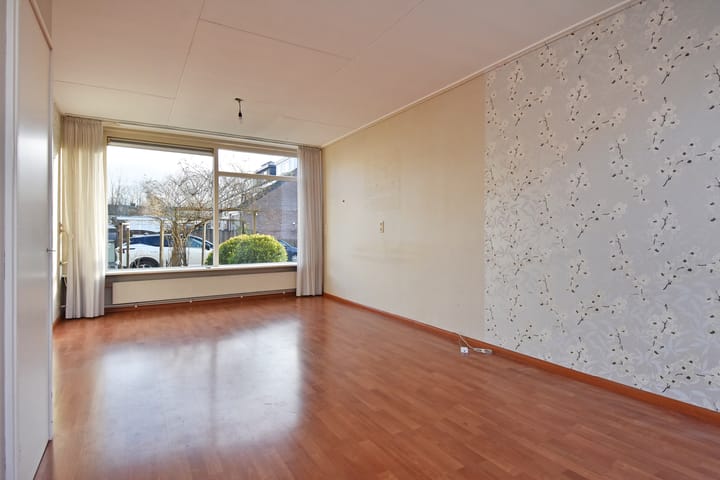 Foto 3 van Ernst Casimirlaan 6