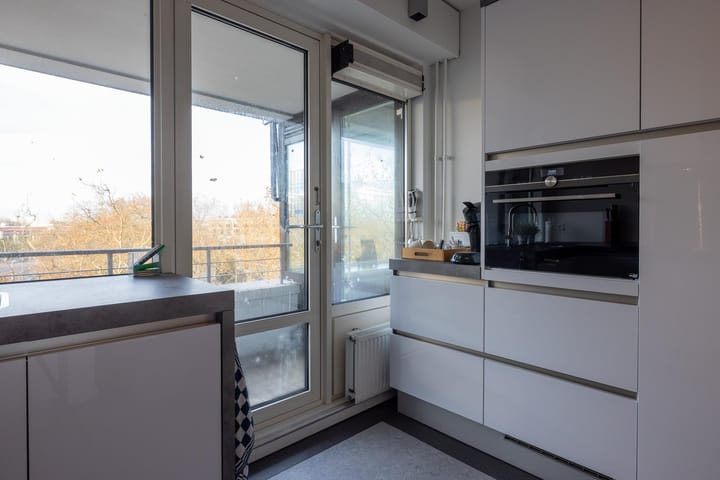 Photo 24 of Bentinckplein 63