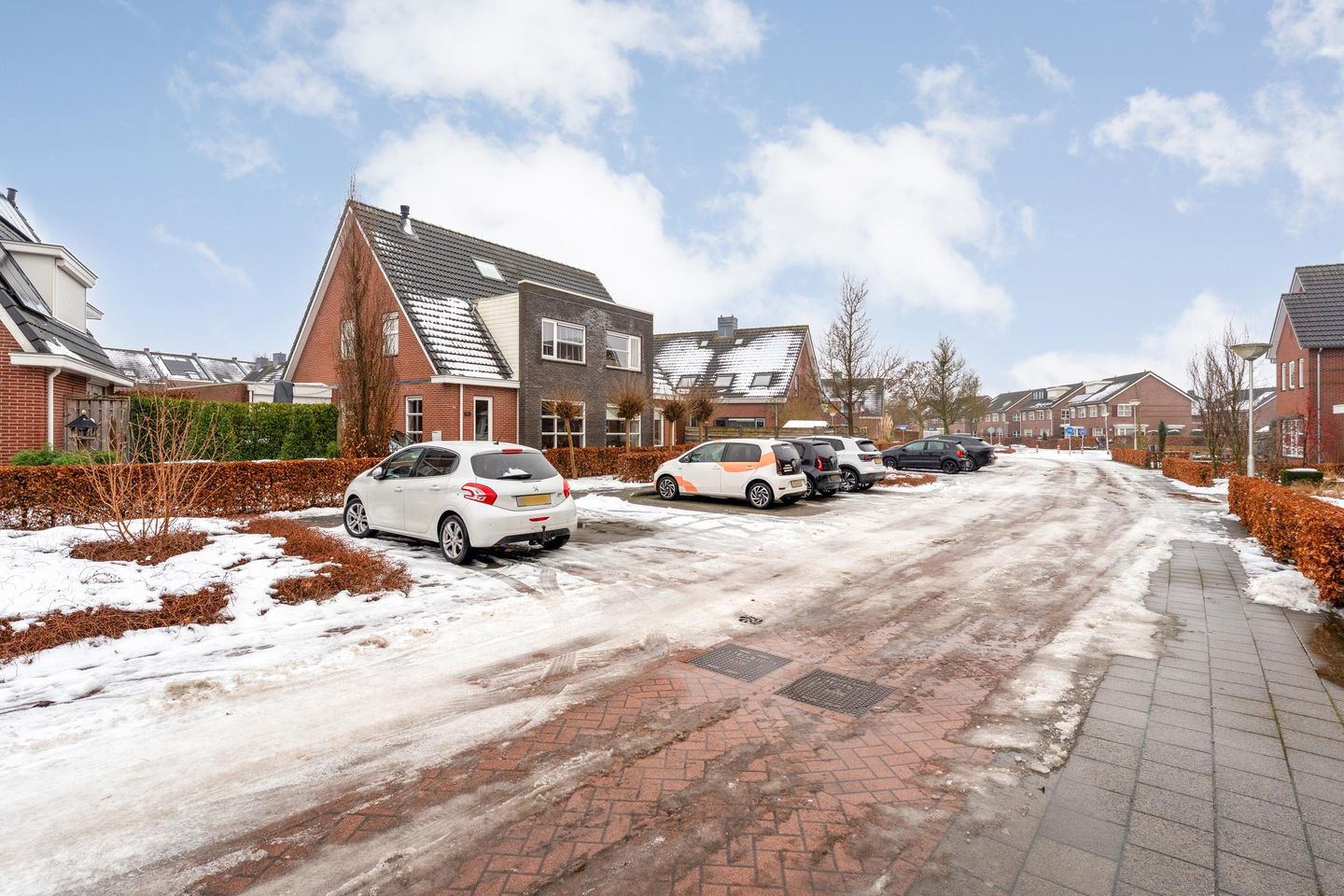 Foto 10 van Kamferbekestraat 51