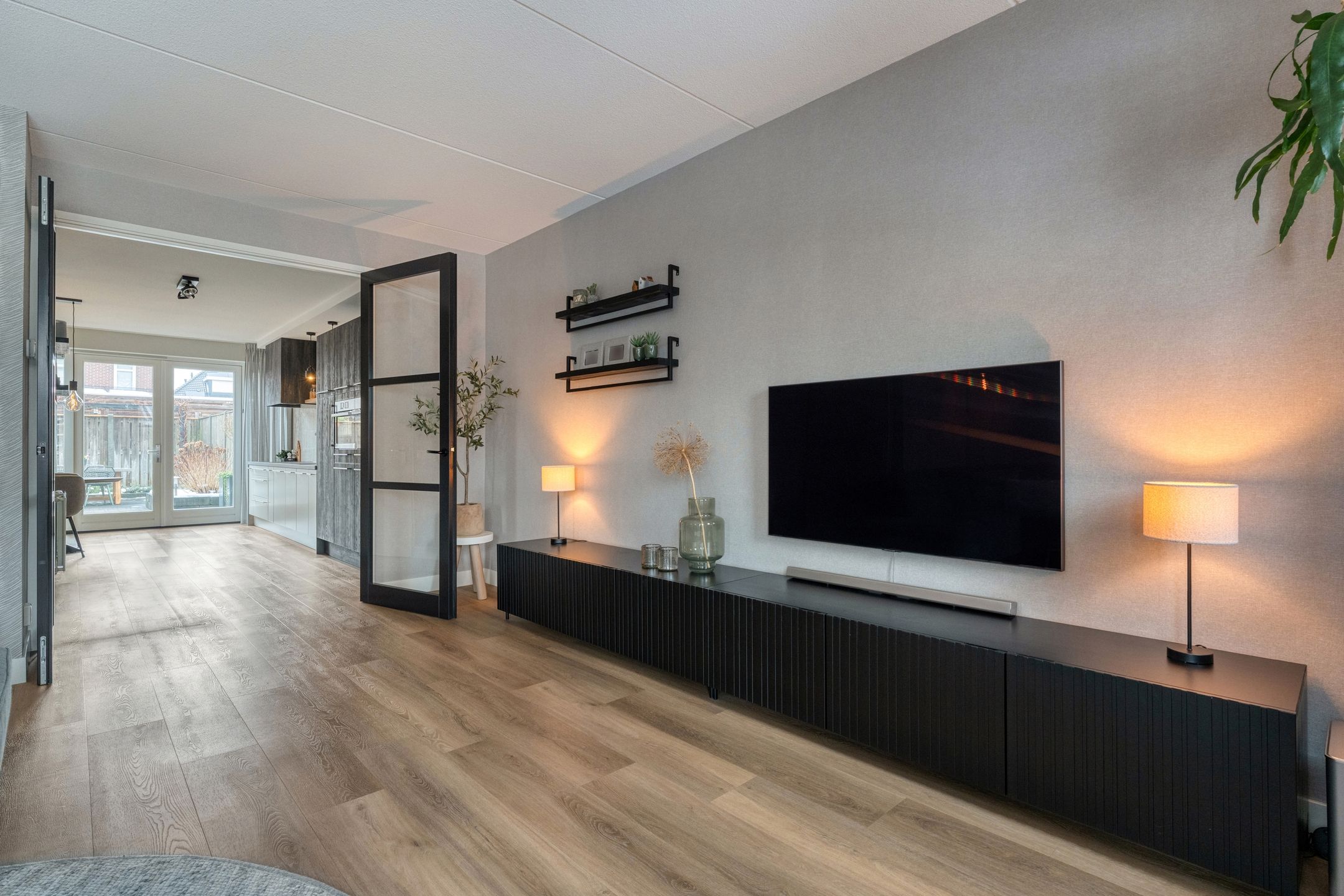 Foto 30 van Kamferbekestraat 51