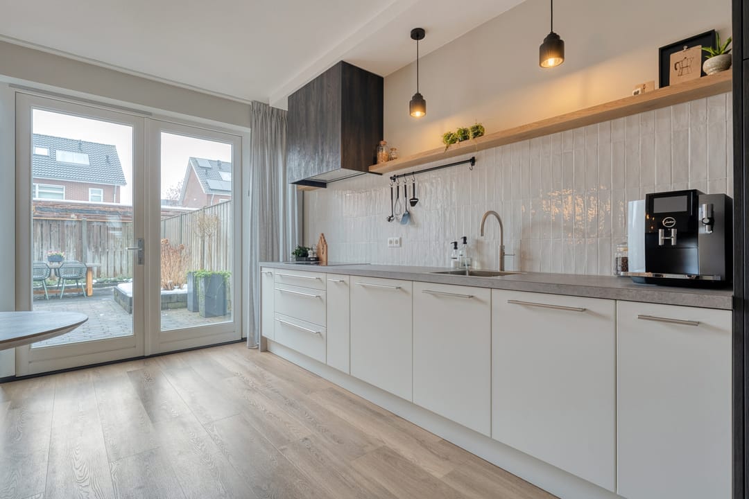 Foto 38 van Kamferbekestraat 51