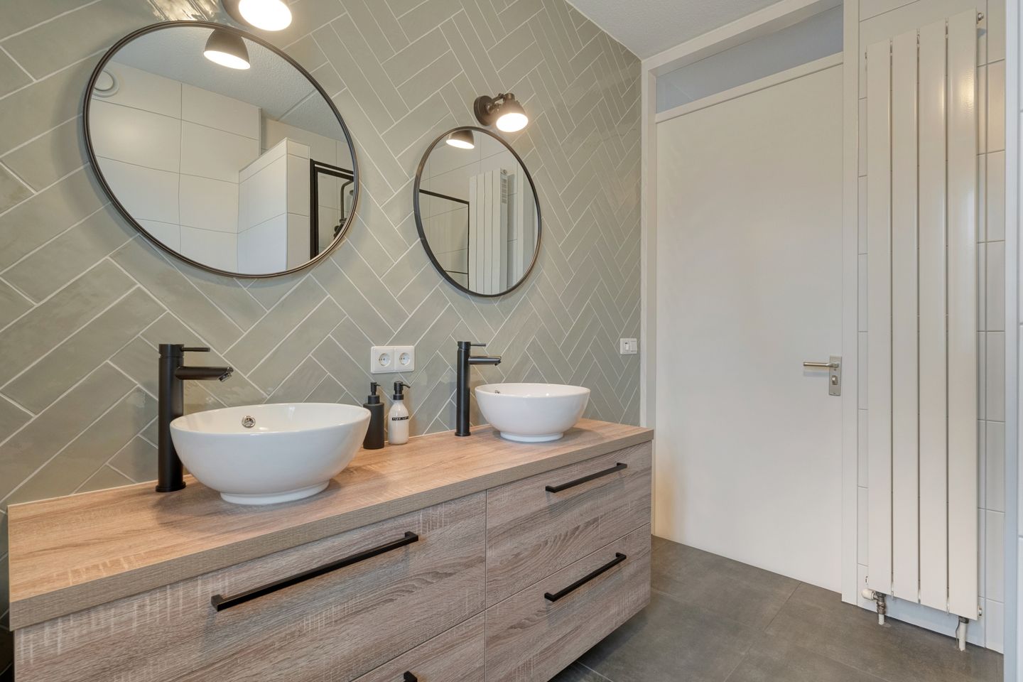 Foto 55 van Kamferbekestraat 51