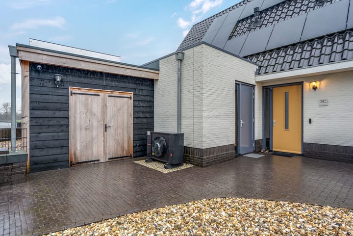 Foto 56 van Scheerwolderweg 3-C